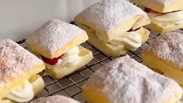 Нежный летний ДЕСЕРТ...🍰😋    Рецепт в описании ✍️