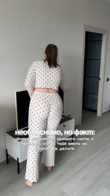Согласны? 😅

Пенный очиститель WB: #269153142 и OZON: #1740810271