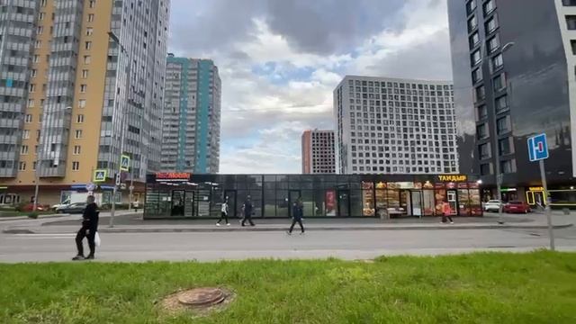 Торговые площади в огромном жилом массиве