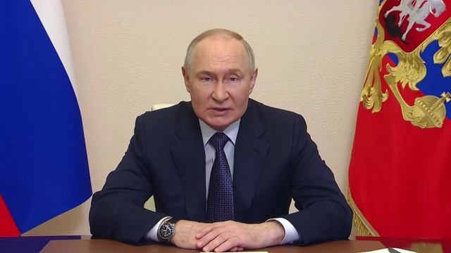 "Выстояли в пандемию, спасают в СВО": почему Путин назвал медиков современными героями?