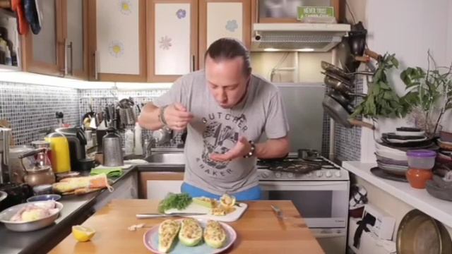 БУЭЭЭЭ! и ЧАФ-ЧАФ-ЧАФ! Новое блюдо от повара Василия Емельяненко!