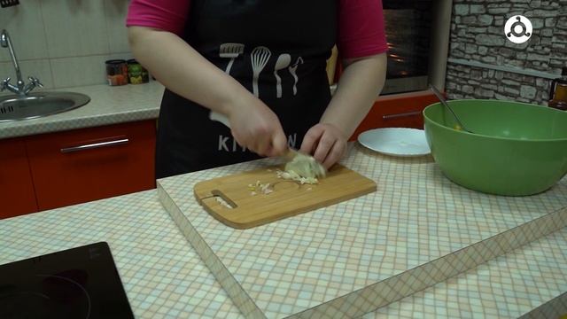 Утреннее меню. Готовим "Сытный салат с нутом".