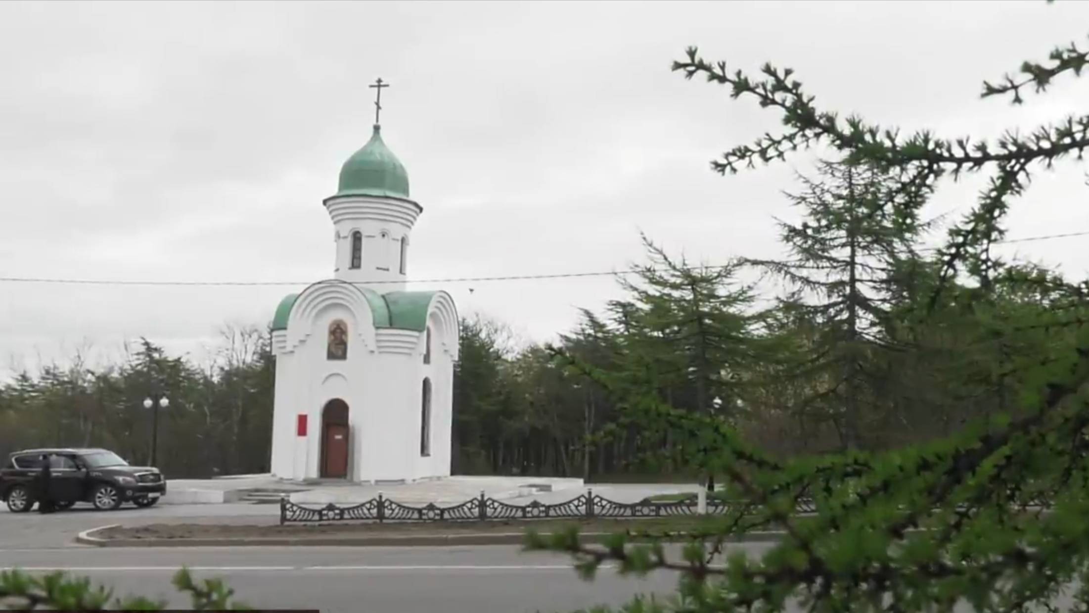 В Магадане спустя несколько месяцев ремонта открыли часовню Георгия Победоносца