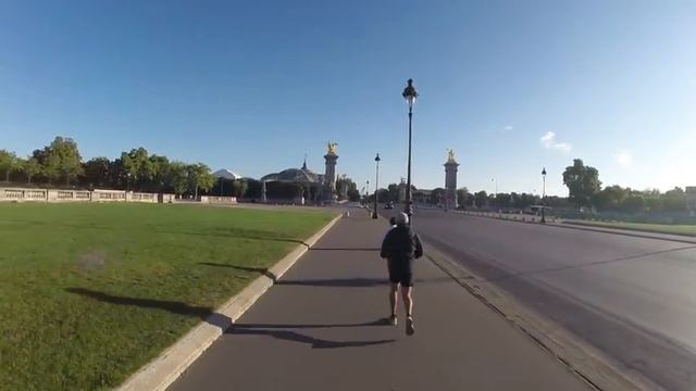 Прогулка по шумным и тихим улочкам