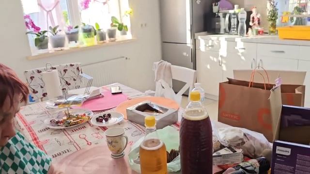 САМВЕЛ АДАМЯН, СЫТНИКИ, СВЕТЛАНА КУПИЛА НОВЫЙ УТЮГ ФИЛИПС