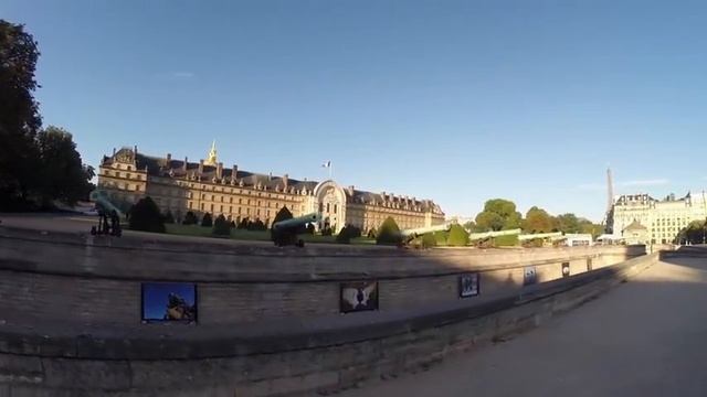 Уличная атмосфера: неспешный шаг