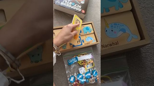 В Москве скупаю для Арвина всё, что напоминает развивайку: от простых игр и до таких, где стоит немн