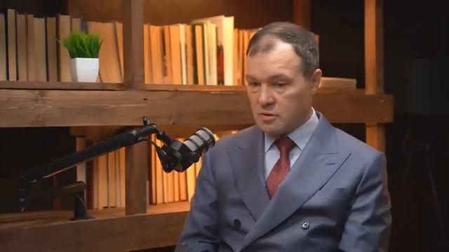 Немецкий шпион? Ненавидел Сталина? Правда о Ленине | Кирилл Назаренко