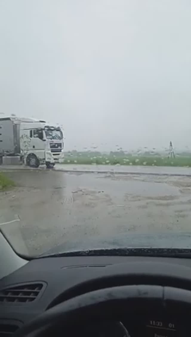 Сидячая работа.
#дальнобойщик#зарулем#дождь#будни#дорога#