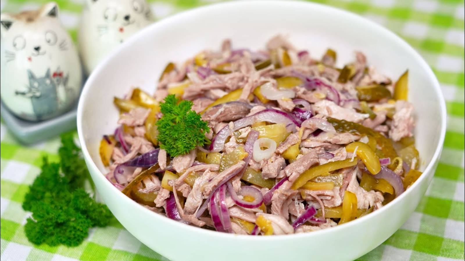 ЗНАМЕНИТЫЙ салат из ТРЁХ ингредиентов! До чего же ВКУСНЫЙ