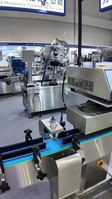 Minipress.ru Станция закатки флаконов для фармацевтики