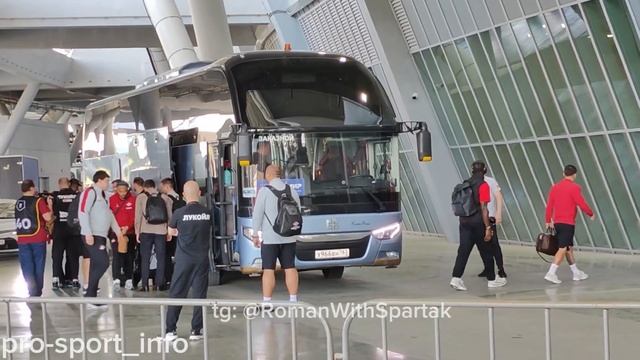 Спартак приехал на матч с Акроном без Максименко, но с