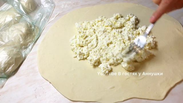 Плацинды молдавские. С творогом и капустой.