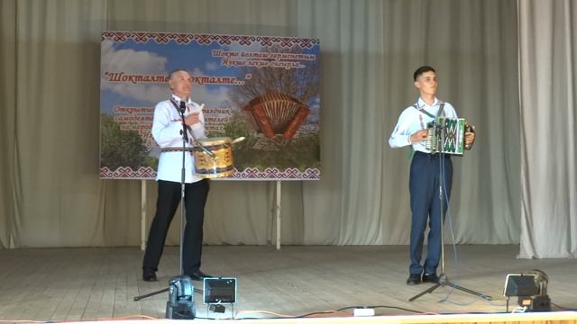 Марийские наигрыши в исп. Кирилла Иликаева. Видео Василия Хайбуллина
