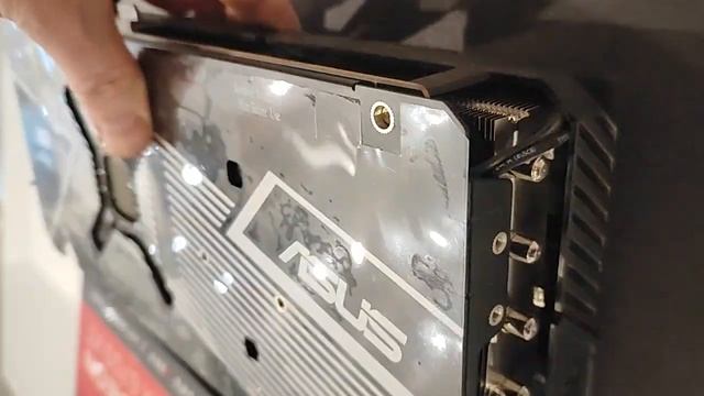 Комплектация Відеокарта Ігрова Radeon RX 6700 XT 12Gb ASUS DUAL Вид?