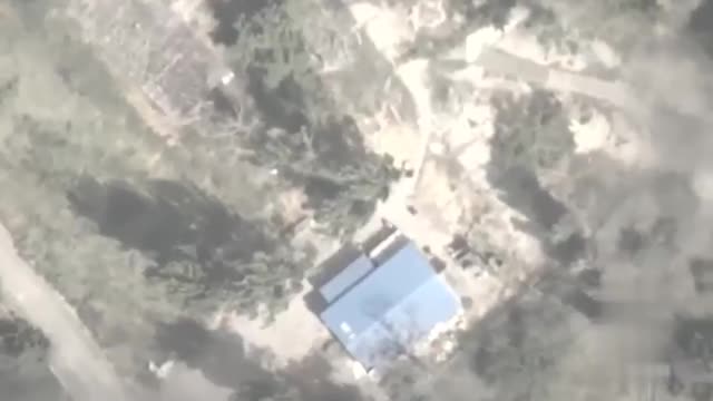 Операторы группировки войск «Днепр» выявили скопления личного состава ВСУ, а также пункты временн...