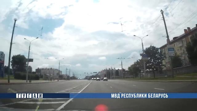 В Минске экипаж ГАИ оперативно доставил медикам ребенка