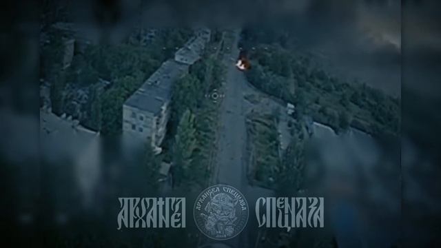 🤙  Добавили немного огня в эти серые будни.   Подборка работы расчётов FPV с поражением транспор...