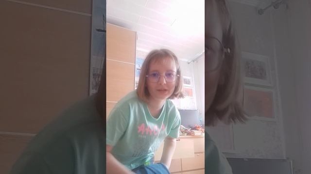 одиваюсь на прогулку
