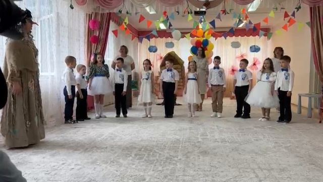 "Вежливая песня", Исполняет: Группа "Капелька", 6 лет