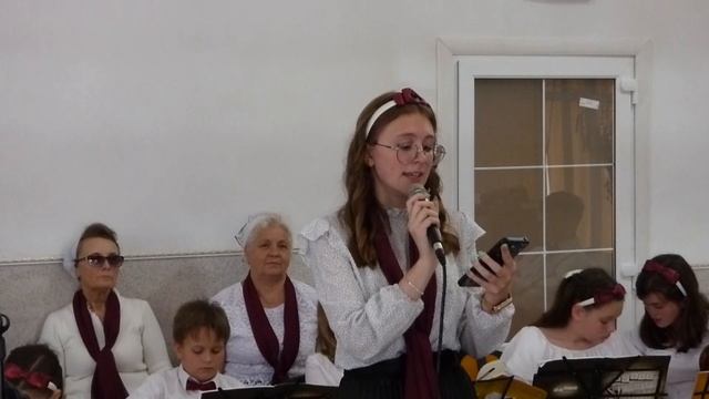 Еще чуть чуть, еще мгновенье,  стих  31.05.2025