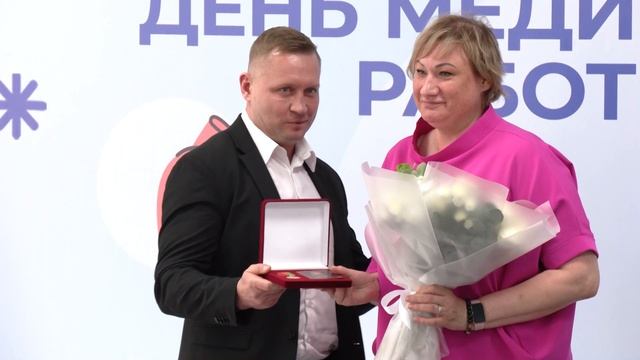 Порядка 20 медиков Пушкинского наградили ко Дню медицинского работника