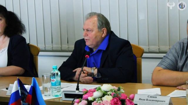 Новости Далевского университета (https://vk.com/wall-137171888_4159)