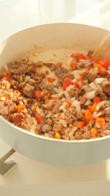 ЗАПЕКАНКА С МЯСОМ И КАРТОФЕЛЕМ НА СКОВОРОДЕ. #КулинарныеЛайфхаки #НеобычныеРецепты #Чудеса #рецепт