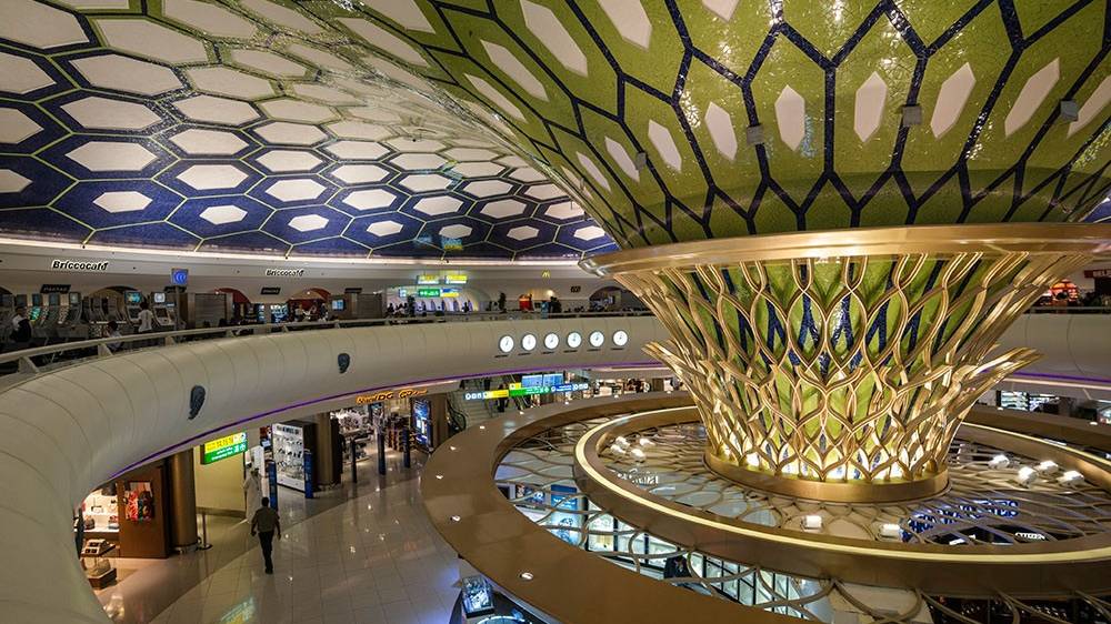 Обзор аэропорта в Абу Даби. Как купить транспортную карту на автобус по Абу Даби.