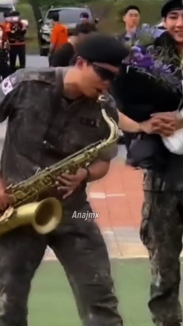 Тэхен и Намджун,с возвращением!💜