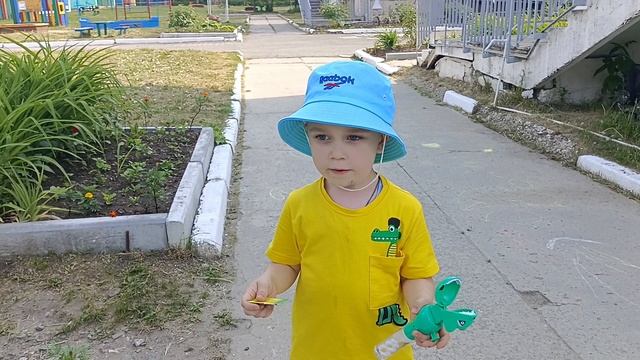 Мусорить нельзя 🤷♀️