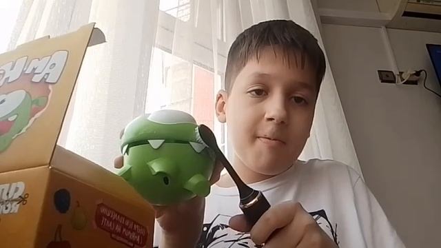 Распаковываем новую игрушку Ам Ням