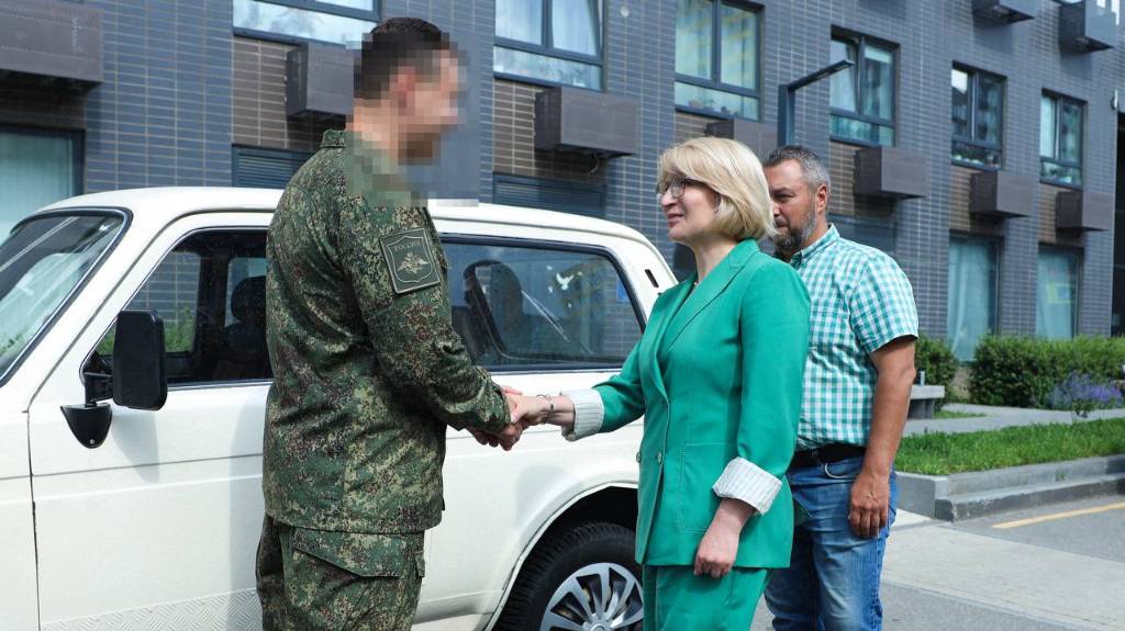 Внедорожник для фронта