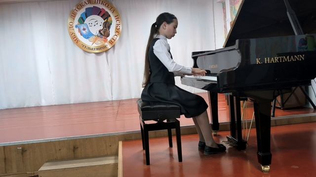 Ф. Кулау 
Сонатина ля минор соч.88, номер 3