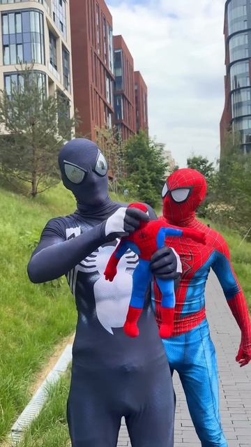 Spiderman scared Venom@dvizhenie21 #shorts