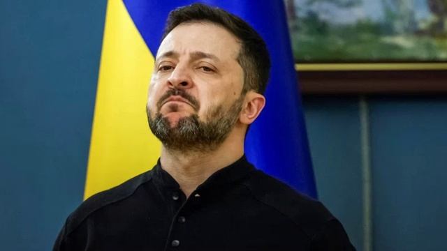 Зеленский заявил, что переговоры о территориях должен вести он.