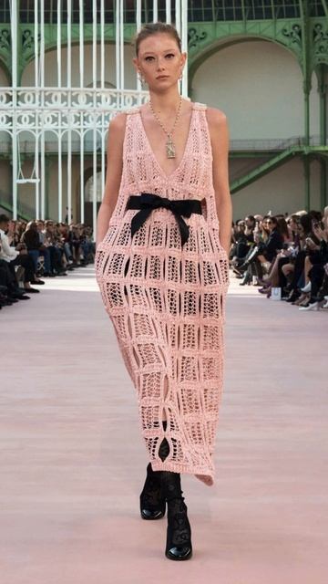 Chanel розовое платье cетка ажурный узор