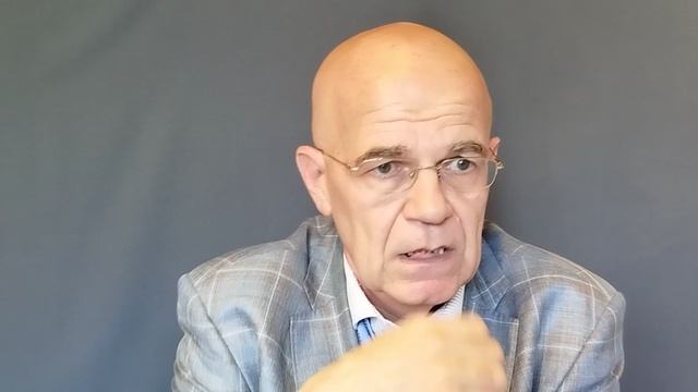 СОВЕТНИК Артемий Корочков