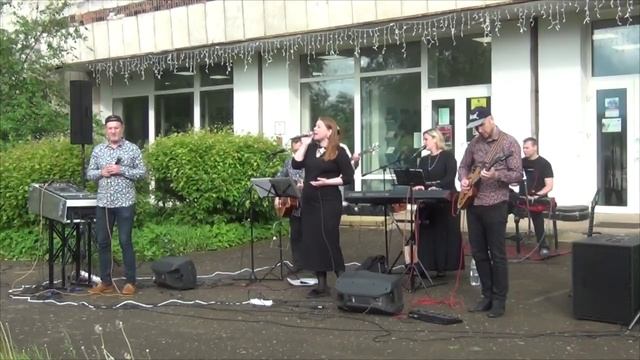 "С любовью к России" - концерт "Рыб@Love/band" 8 июня 2025 г Тихвин у библиотеки им.Я.И.Бередникова