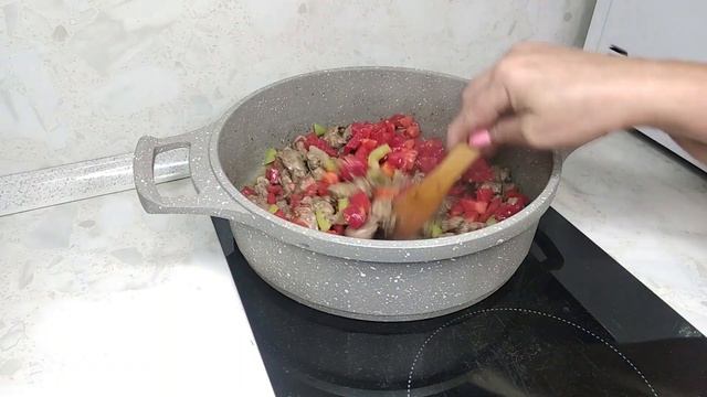 КУРИНАЯ  ПЕЧЕНЬ  С  ЛАПШОЙ