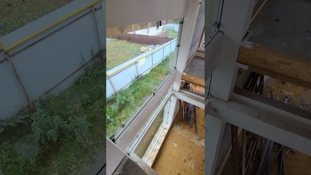 Устанавливаем стеклопакеты в дома по технологии фахверк