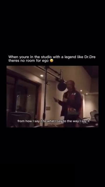 Dr Dre and Snoop Dog on studio