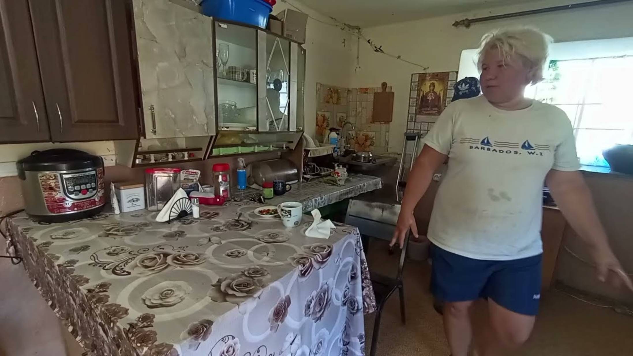 Наталья Губарева. ВСЕМ ДОБРОГО ВРЕМЕНИ СУТОК ЕДУ ЗА АЛИСОЙ