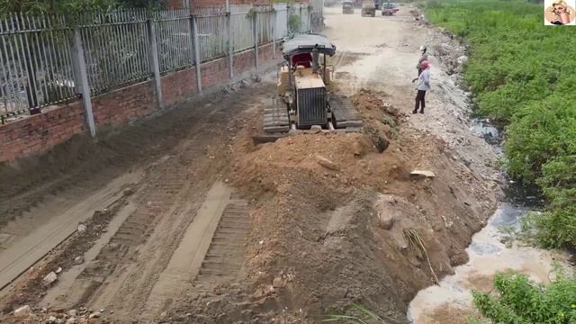 Строительство, засыпка дороги, продолжение