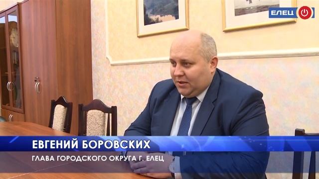 В Ельце с Днем матери поздравили женщин, потерявших своих сыновей в военных конфликтах