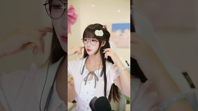 Live JIANG JIANG ( 酱酱呀jiang) 11.06.2025 22:39 China time