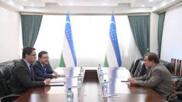 МИД Узбекистана провел ежемесячное совещание с российской стороной