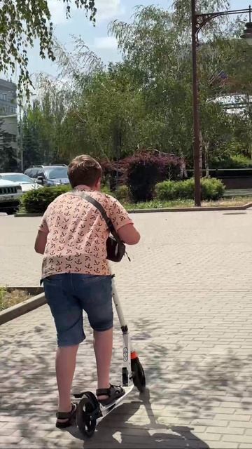 В Донецке уже начинают праздновать День России 🇷🇺