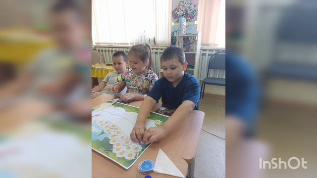 "День России"🇷🇺 прошёл в группе "Солнышко".
Воспитатели: РомановаВ.А, КравцоваО.В. 👍