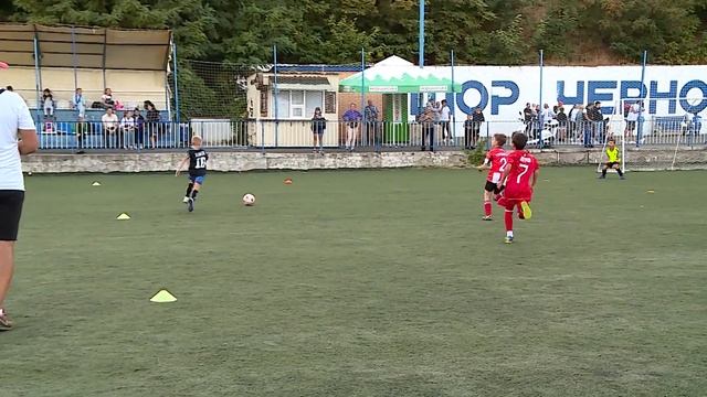 10.09.2023 Отрада 17.30 14 - ДЮСШ-9 "Атлетик" Центр VS 14 - ФК "Чорно?